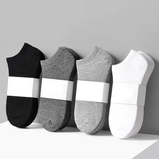 10\u002F20 Pairs Women's Comfy Ankle Socks - Sporty Black & White Solid Color Socks with White Trim - Breathable Athletic Socks for Sports, Gym, Casual Wear - Hand Wash Only - Great Gift & Women